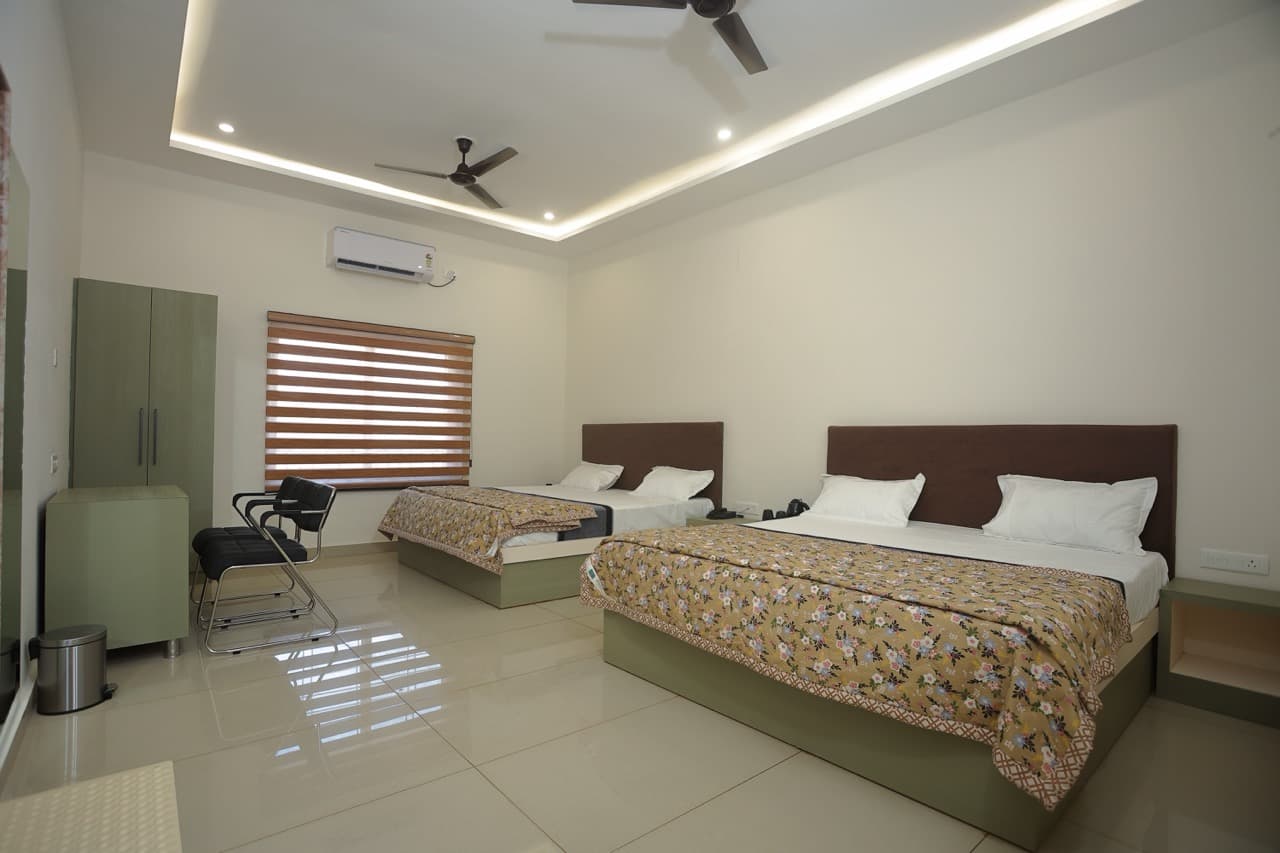 Suite Room – 4 Bed - Photo 1 at Hotel Prem Sadan near Pandokhar Sarkar Dham